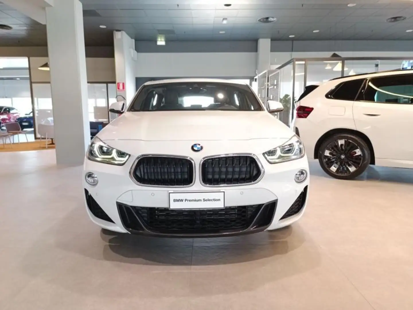 BMW X2 xdrive20d Msport auto Bianco - 2