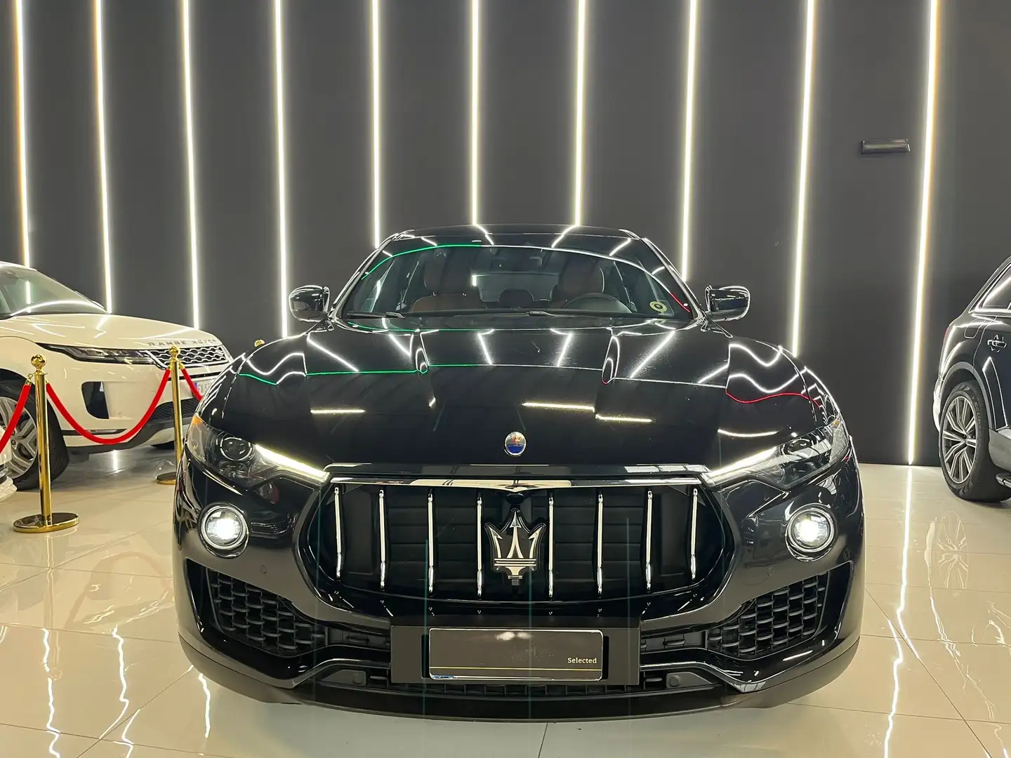 Maserati Levante 3.0 V6 AWD Gransport 250cv Nero - 2