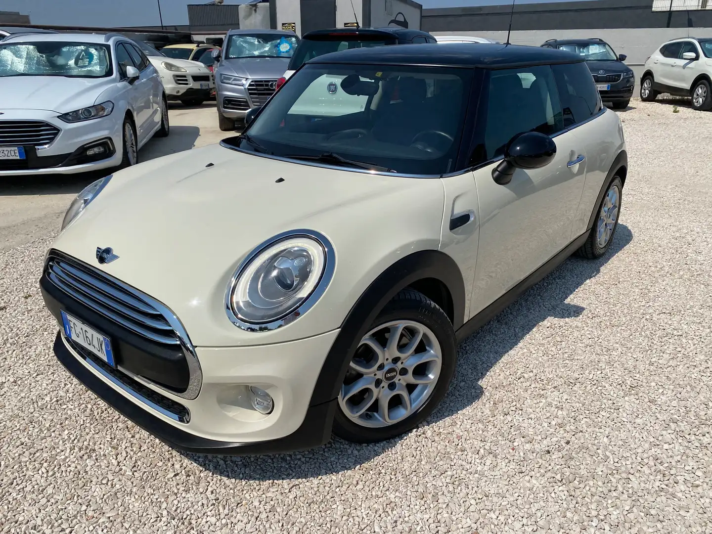 MINI One D Mini IV F55-F56 2014 1.5 Business 3p Weiß - 1
