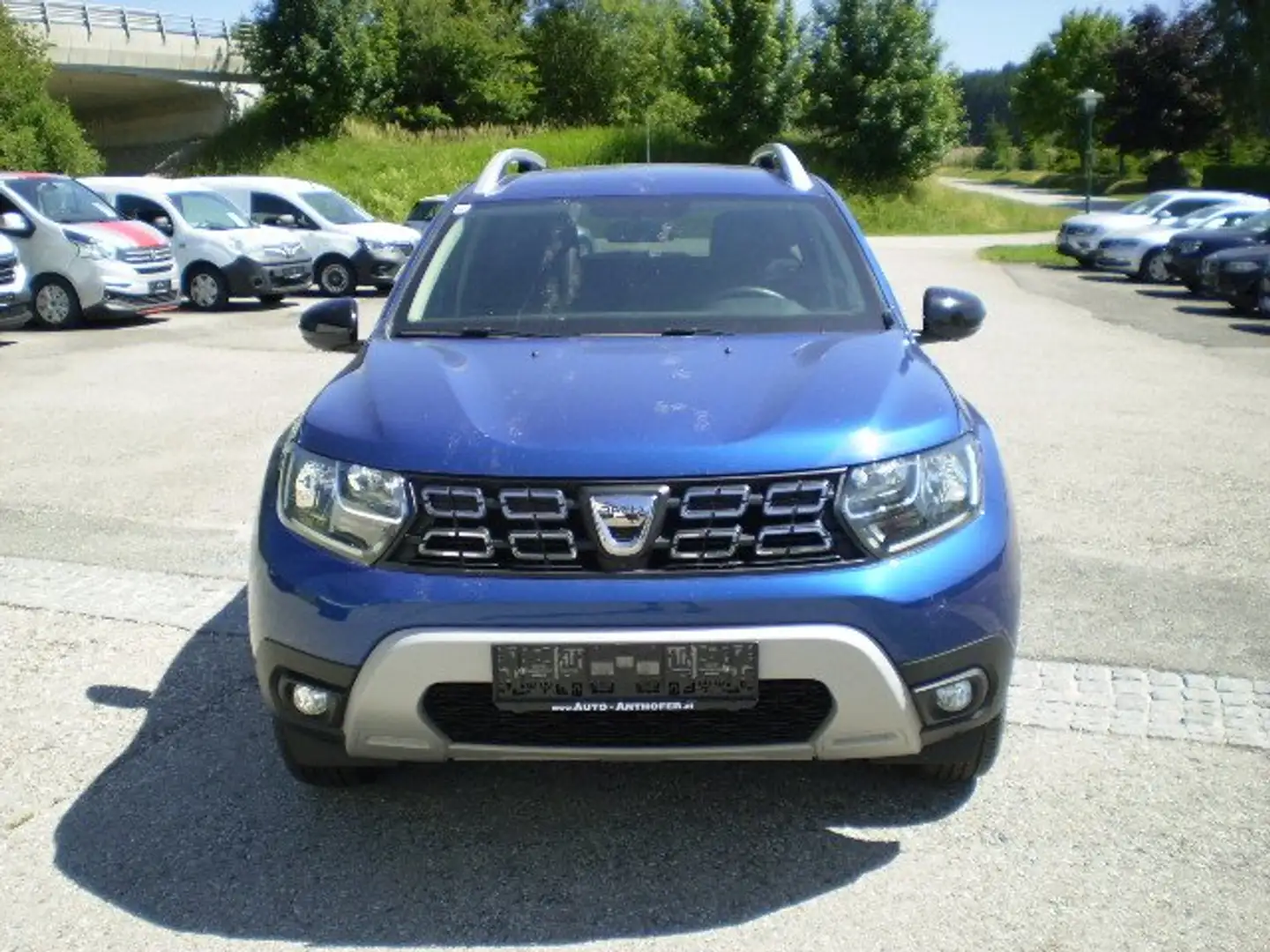Dacia Duster Blue dCi 115 4WD Celebration Blau - 2