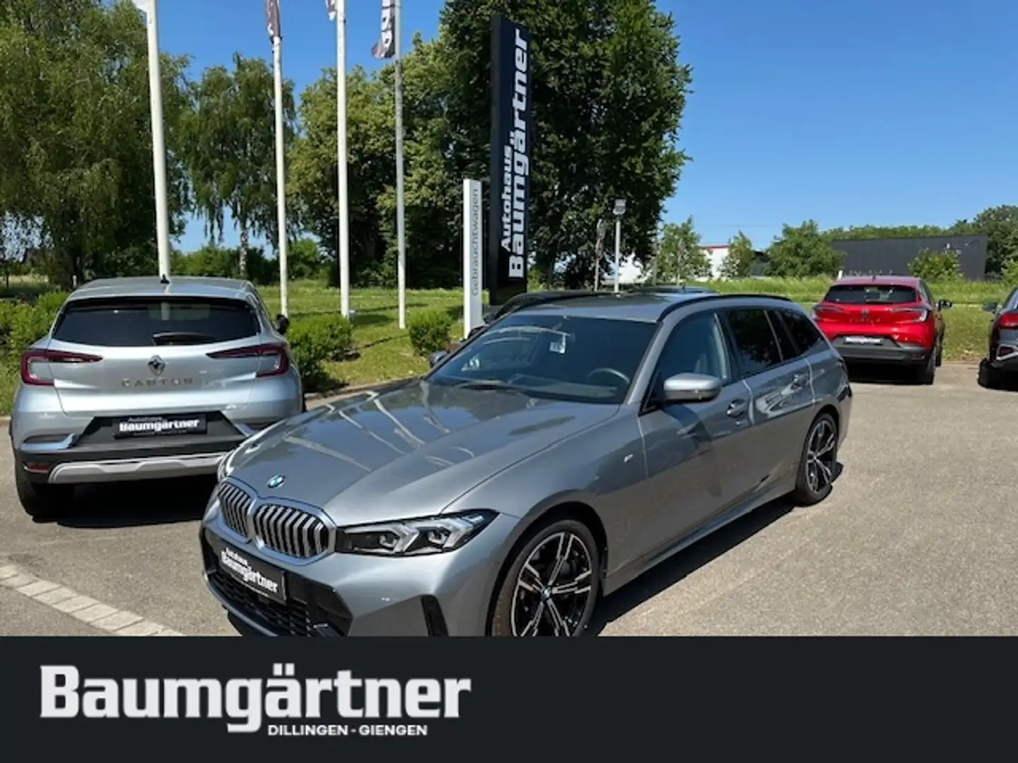 BMW 330 i xDrive M-Sport Touring Kamera/ACC/AHK/PDC Grau - 1