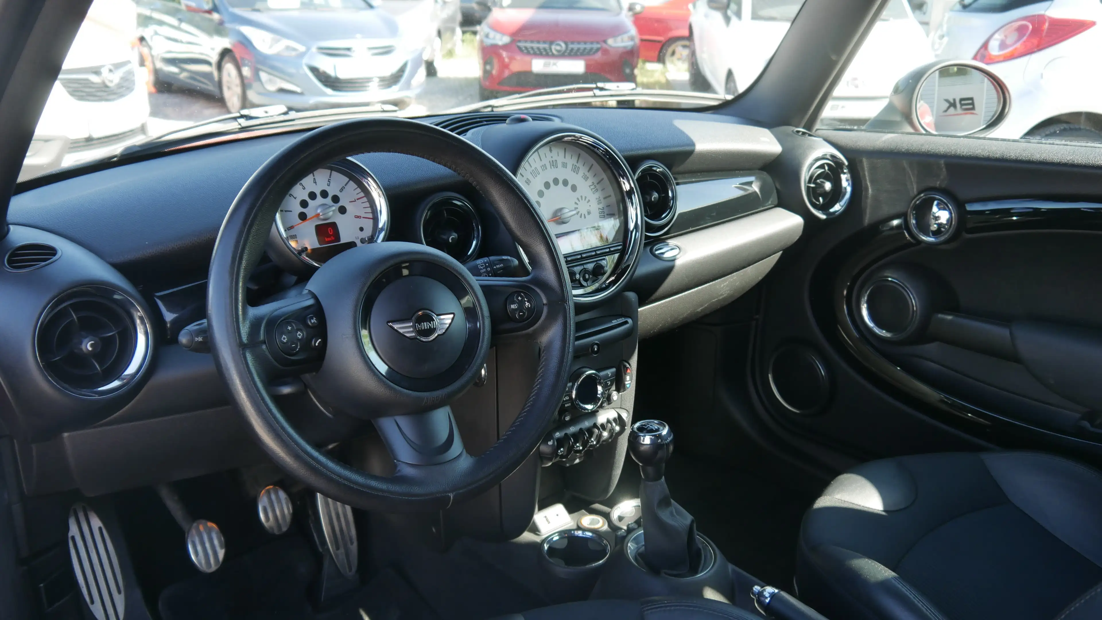 MINI Cooper S Clubman BI-Xenon Einparkhilfe Sitzheizung Klima Tempomat — photo 11
