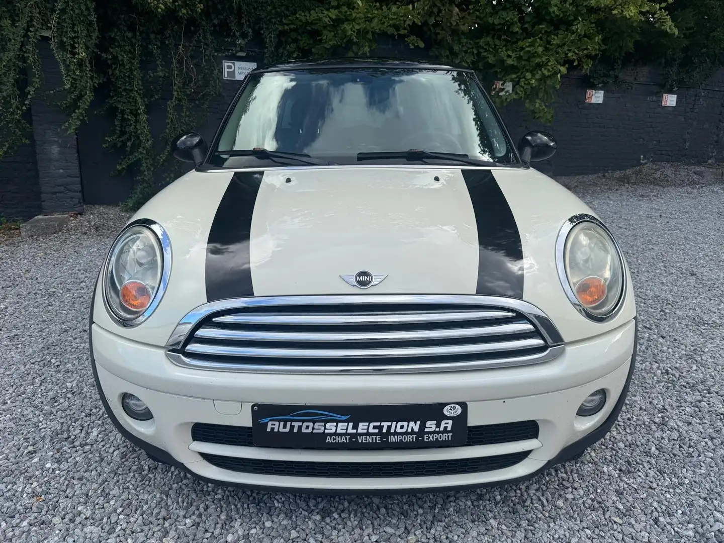 MINI Cooper D 1.6 D*1ER PROPRIO*AIRCO*DISTRI OK*CARNET COMPLET ! Blanc - 2