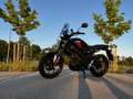 Yamaha XSR 125 crna - thumbnail 1