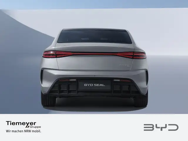 Byd Seal view 3