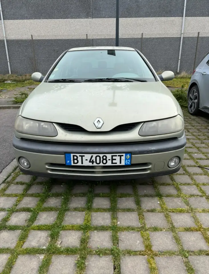 Renault Laguna 1.6 16V Confort