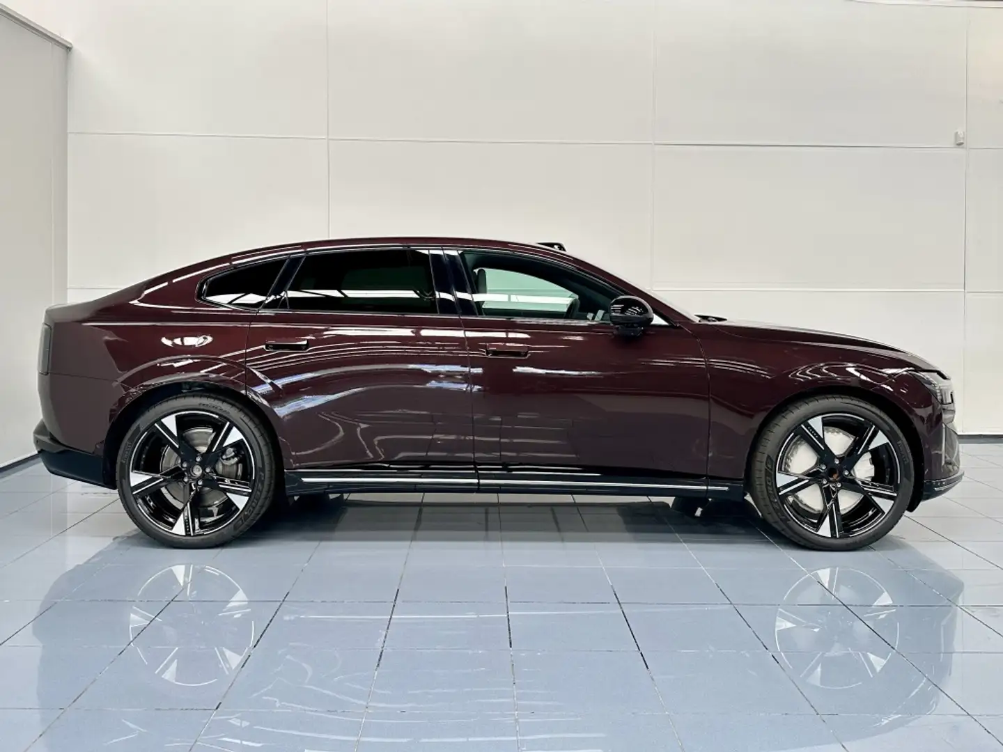 Volvo ES90 Single Extended Range Plus RWD Rojo - 2