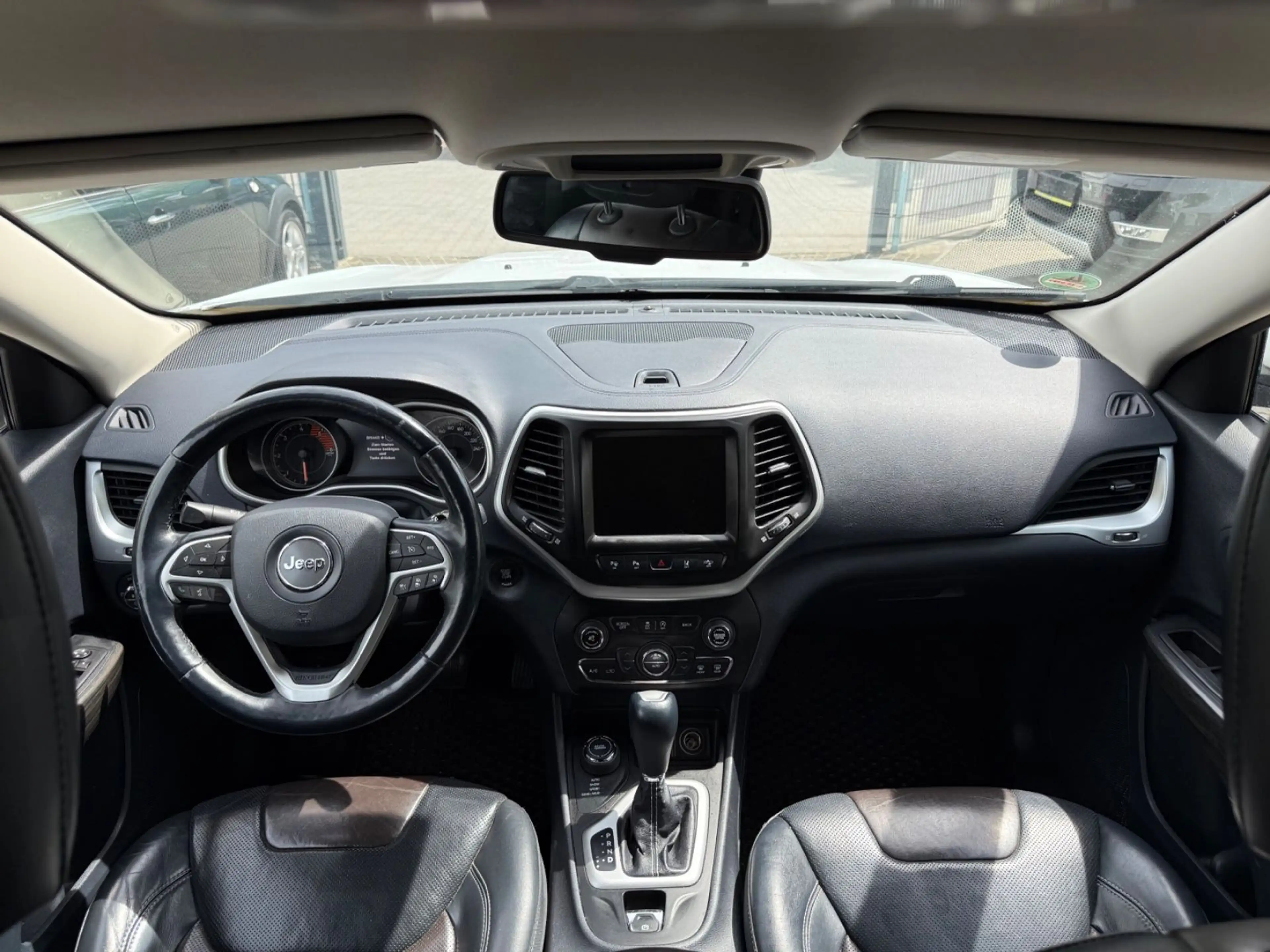 Jeep Cherokee Limited 4WD 2.2 MultiJet 147 kW 4x4 Lim — photo 11