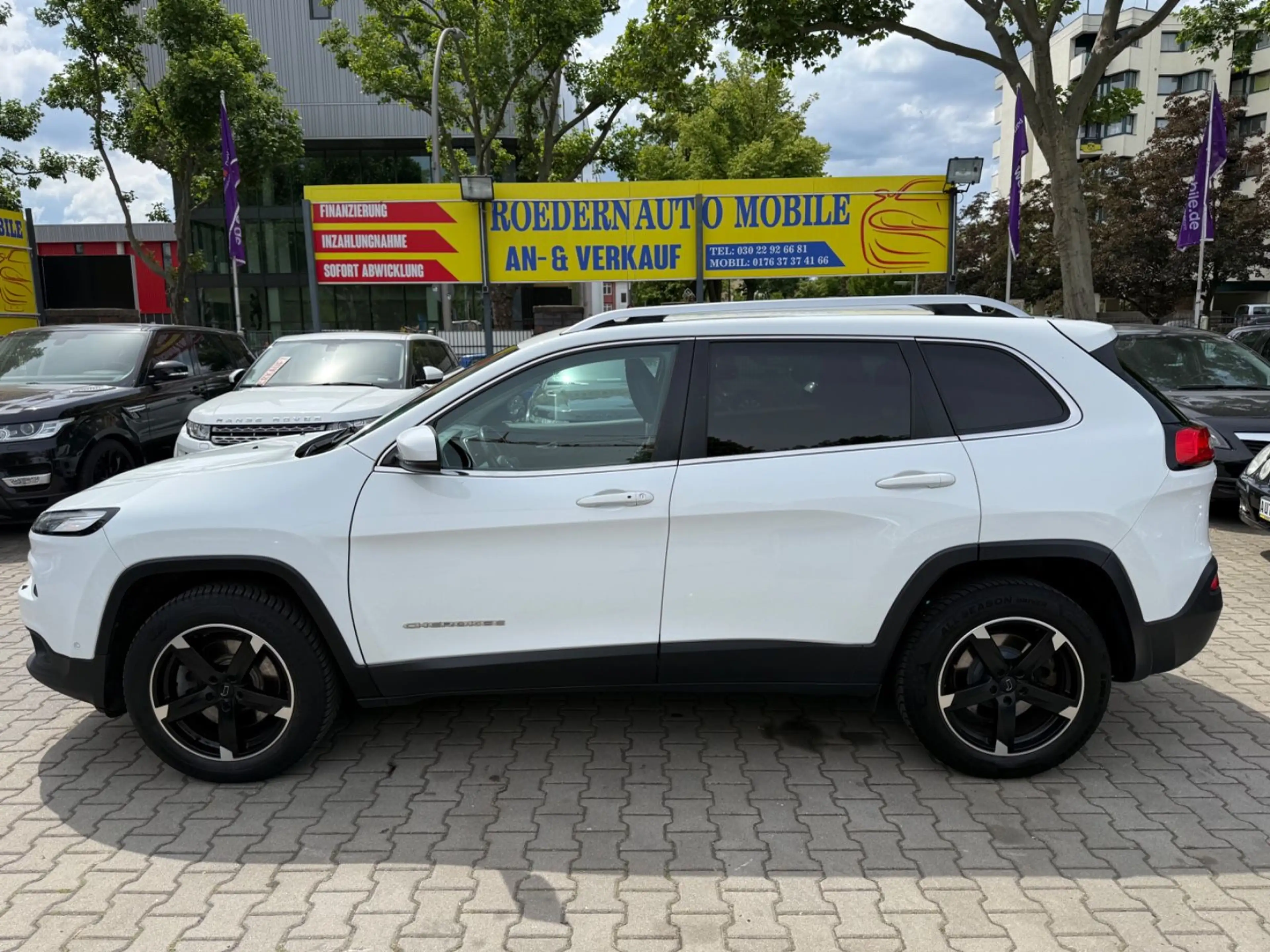 Jeep Cherokee Limited 4WD 2.2 MultiJet 147 kW 4x4 Lim — photo 2