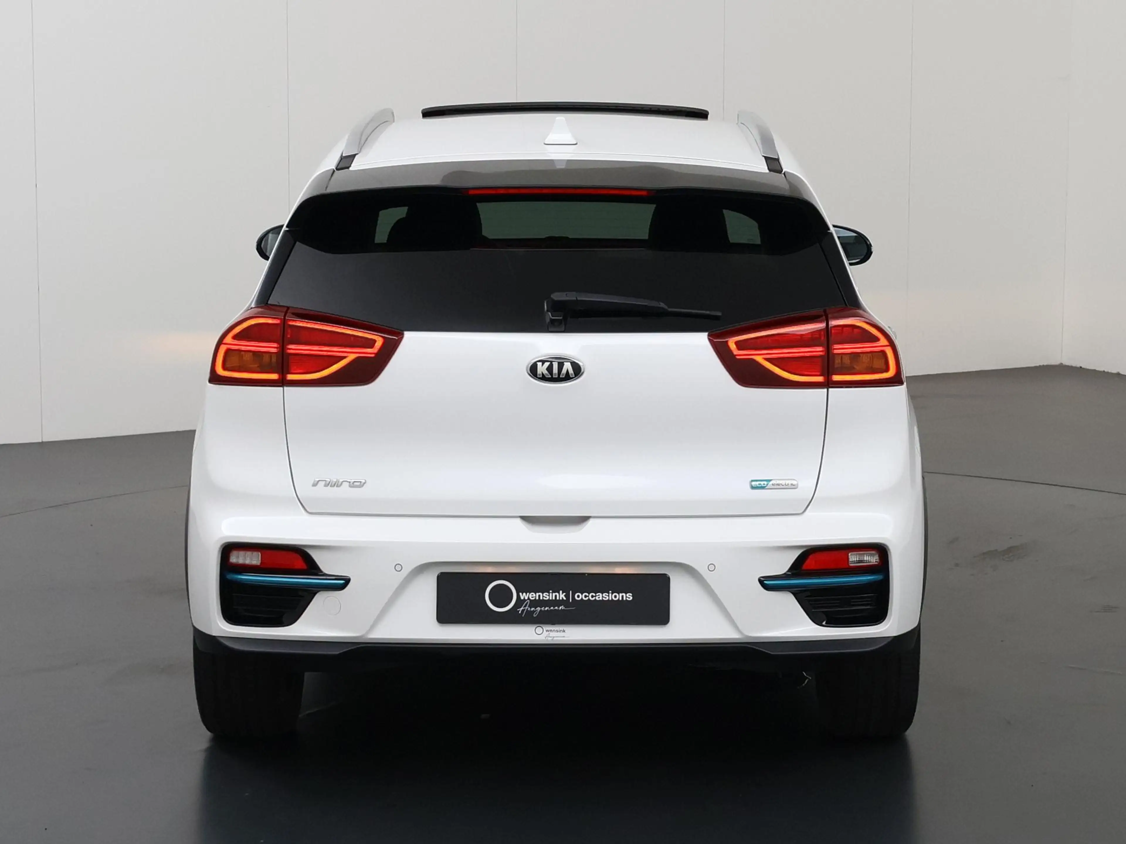 Kia e-Niro ExecutiveLine 64 kWh | Schuif/kanteldak | Lederen — photo 4