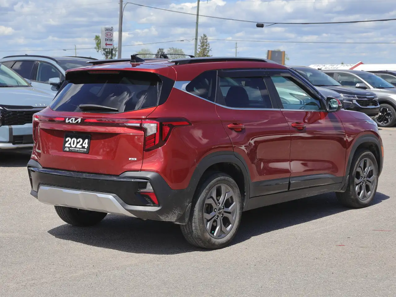 Kia Seltos photo Kia Seltos