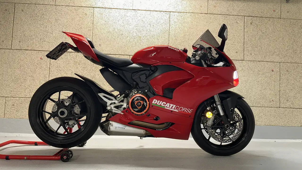 Ducati Panigale V2
