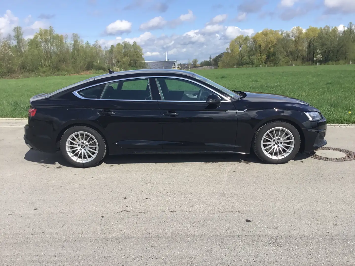 Audi A5 A5 Sportback 35 TFSI S tronic 1. Hand Top Schwarz - 1