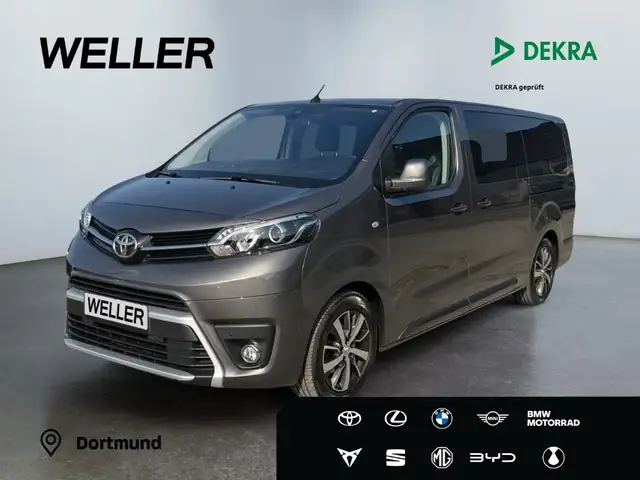 Toyota Proace (Verso) Verso 2.0 D L2 Executive *Leder*Pano*ACC*
