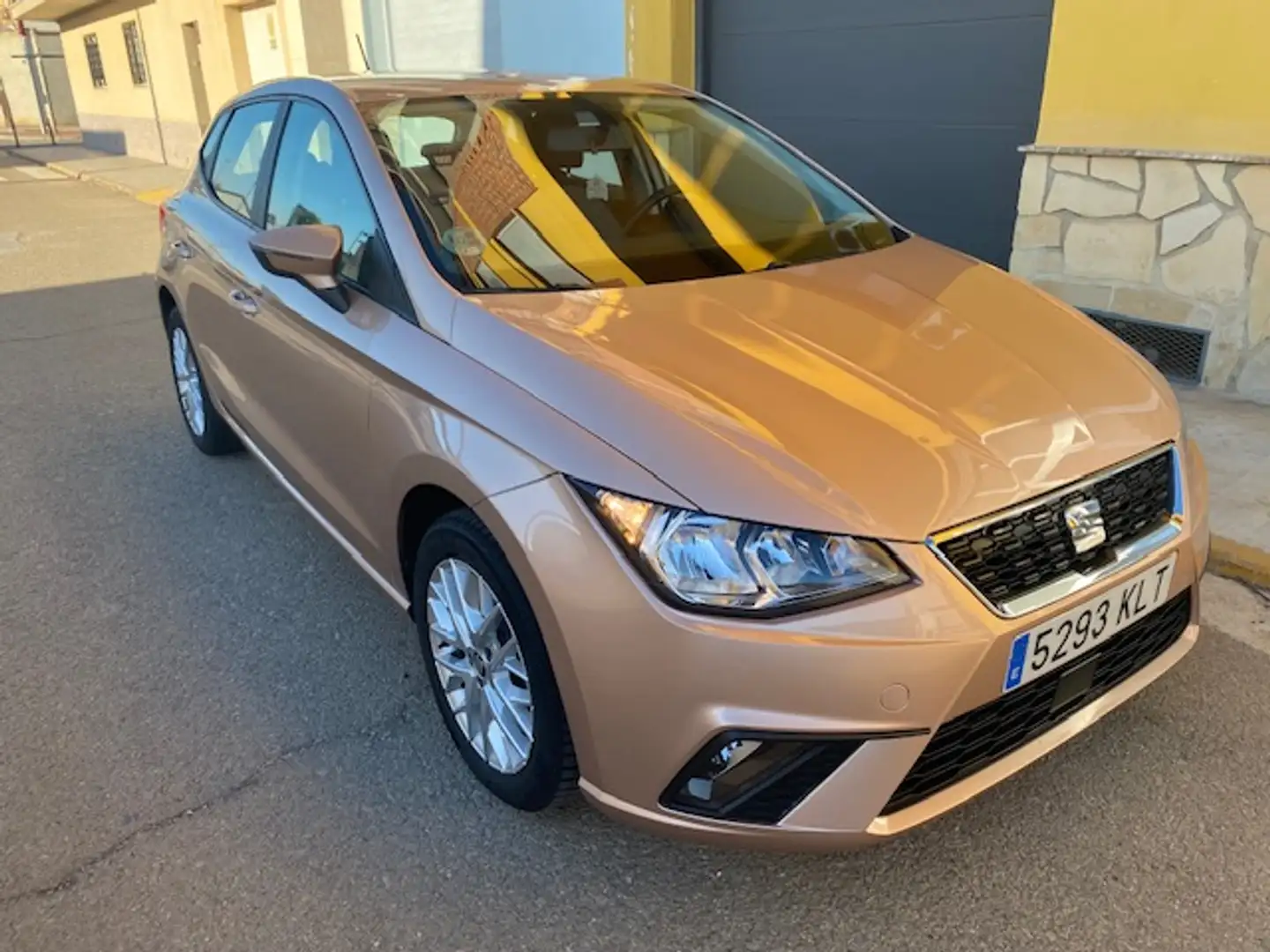 SEAT Ibiza 1.0 S&S Style 75 Beige - 1