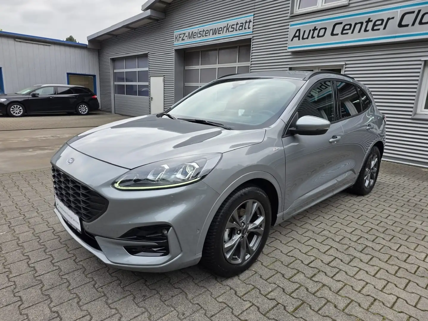 Ford Kuga 2,0 TDCI EcoBlue Hybrid "ST-Line" Grau - 1