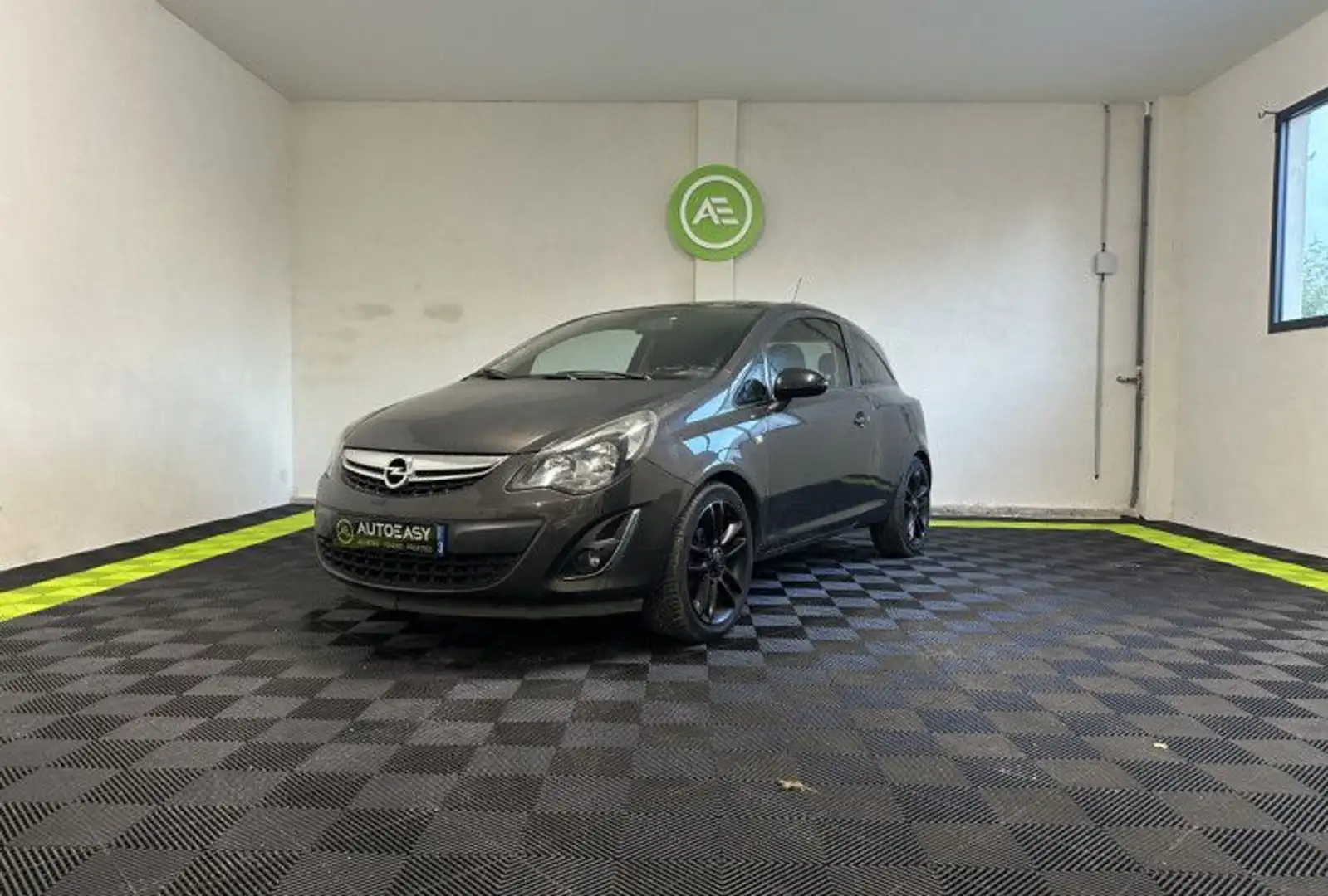 Opel Corsa 1.4 Twinport Cosmo 3p - 1