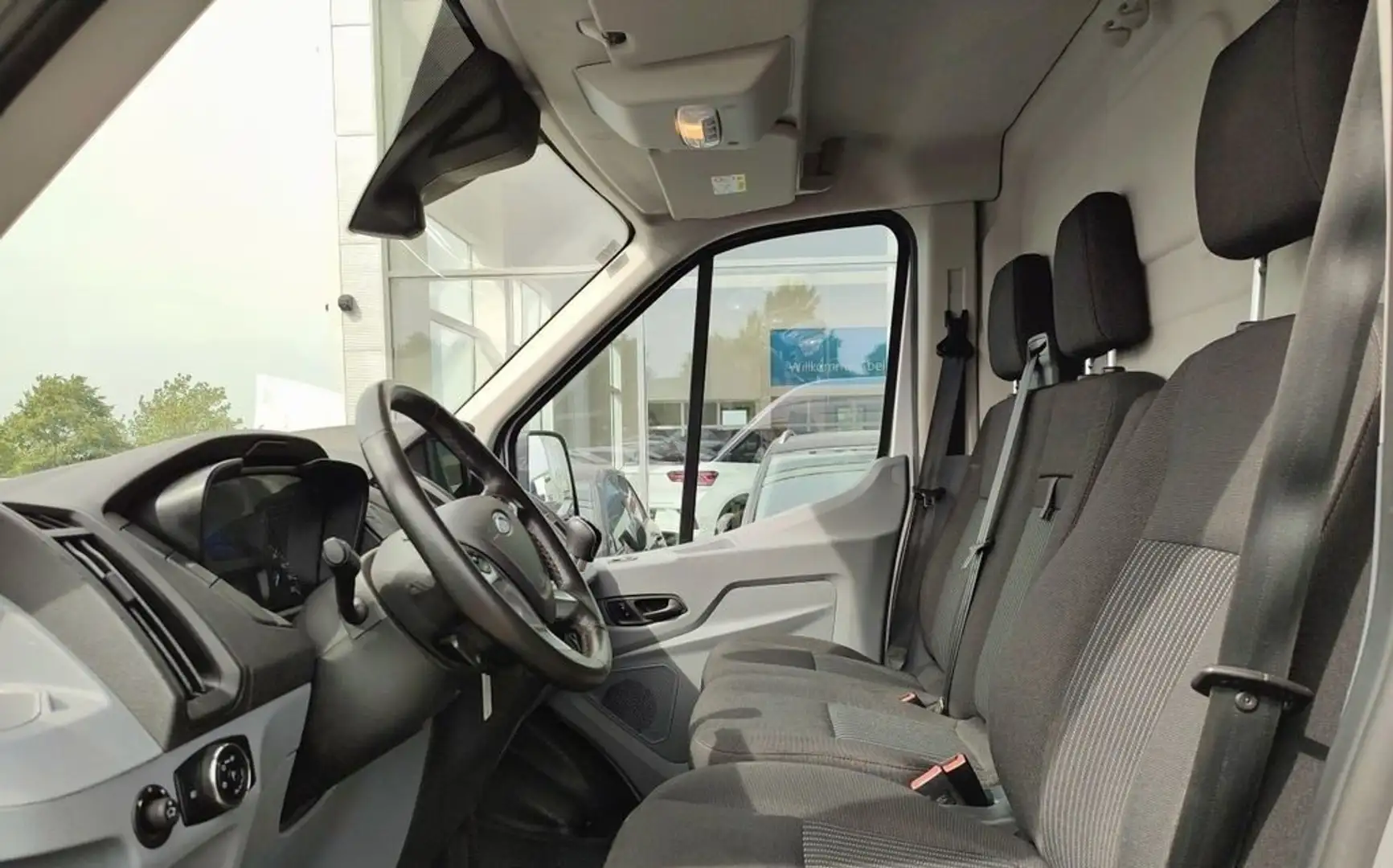 Ford Transit 2.0TDCi EcoBlue 170CV Furgone L3H3 Argento - 2