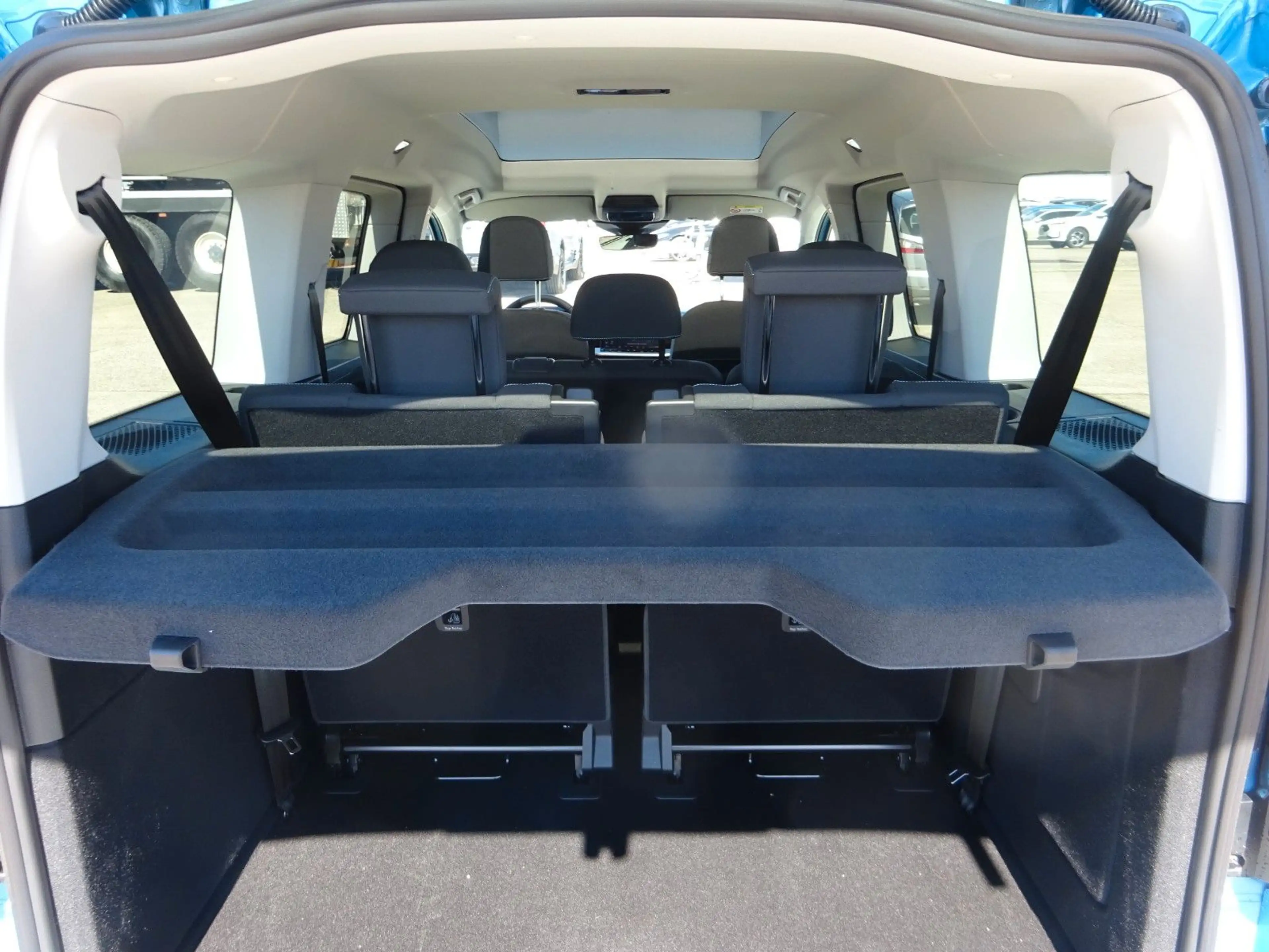 Ford Grand Tourneo Connect Active AWD Stdhz AHK Pano — photo 6