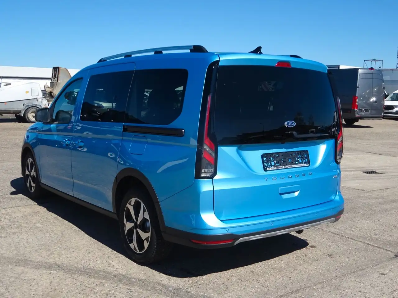 Ford Grand Tourneo 2026