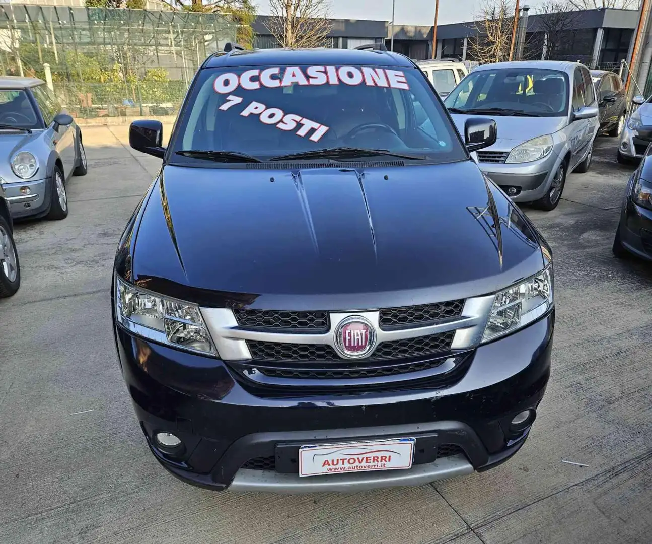 Fiat Freemont 2.0 Multijet 140 CV Lounge Gris - 2