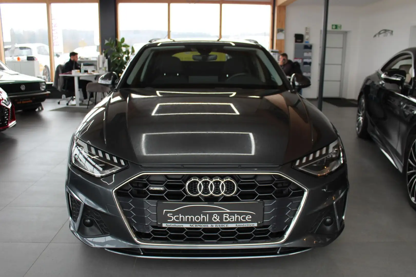 Audi A4 Avant 40 TDI quattro S tronic  S line sport Gris - 2