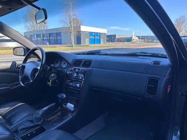 Nissan Maxima view 12