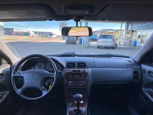 Nissan Maxima view 11