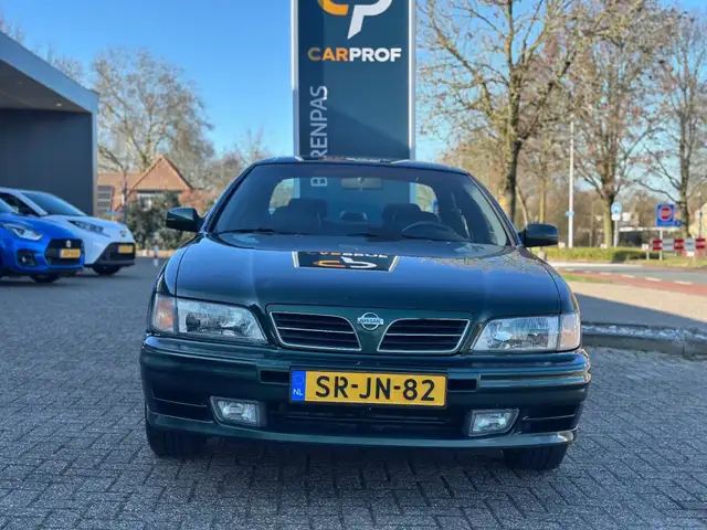 Nissan Maxima view 2