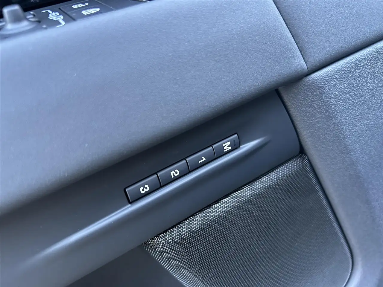 Land Rover Range Rover Evoque 2026 — фото 11