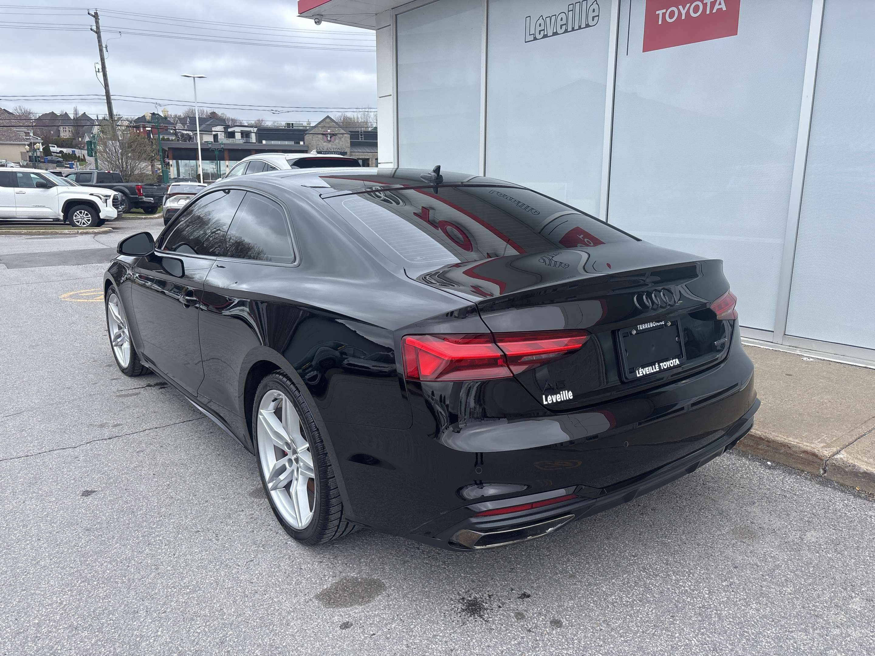 2023 Audi A5 A5 S Line Technik 45 TFSI quattro Jamais accidenté thumb 10