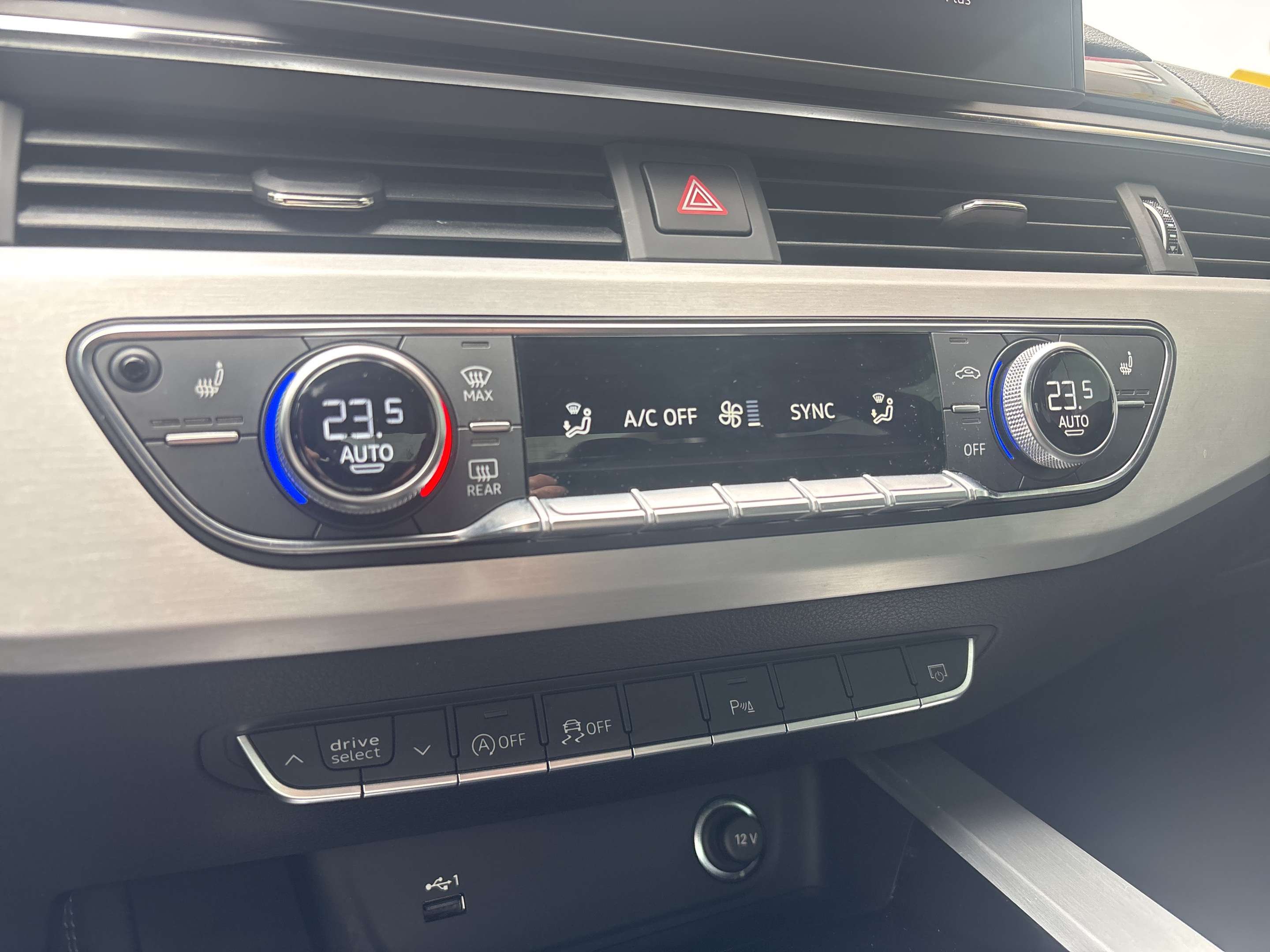 2023 Audi A5 A5 S Line Technik 45 TFSI quattro Jamais accidenté thumb 18