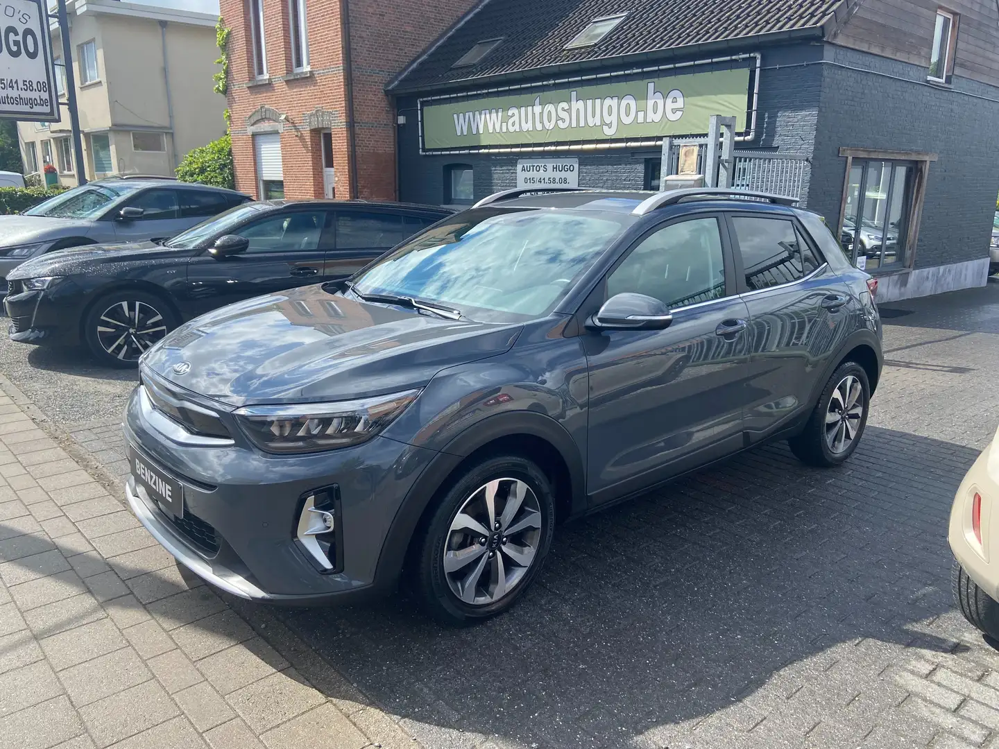 Kia Stonic 1.0T NAVI CRUISE ALU LANE ASSIST CAMERA Gris - 1