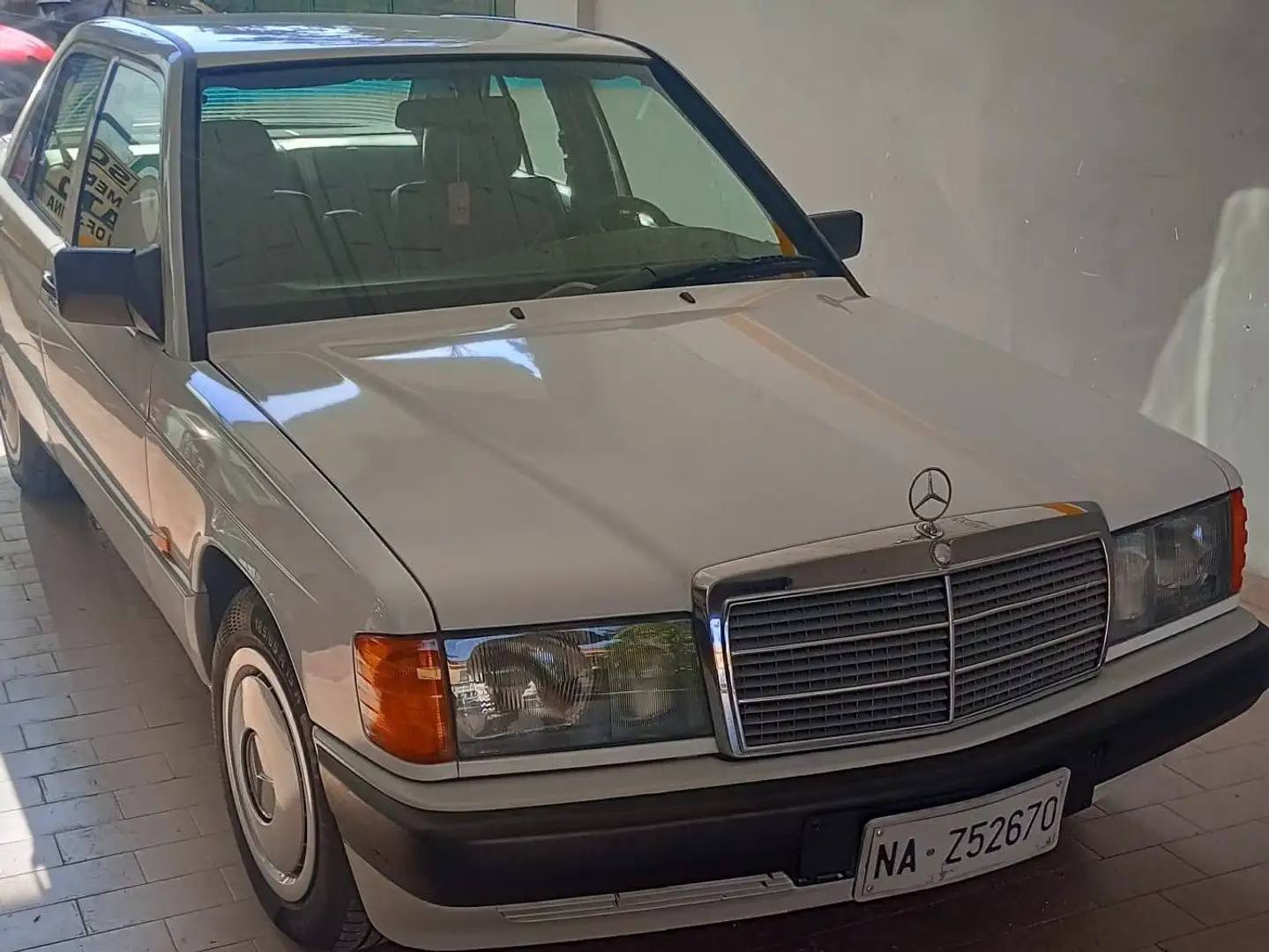 Mercedes-Benz 190 190 1.8 E 109cv Bianco - 1