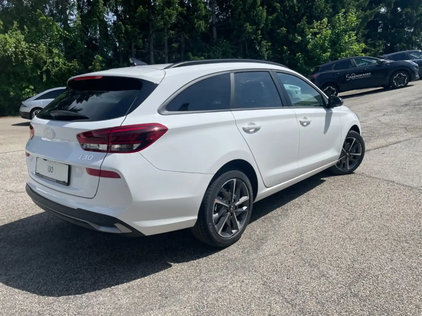 Hyundai i30 Kombi - PD GO Plus Automatik Blanc - 2