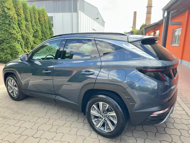 Hyundai Tucson view 6