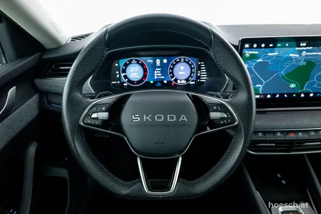 Skoda Octavia view 7