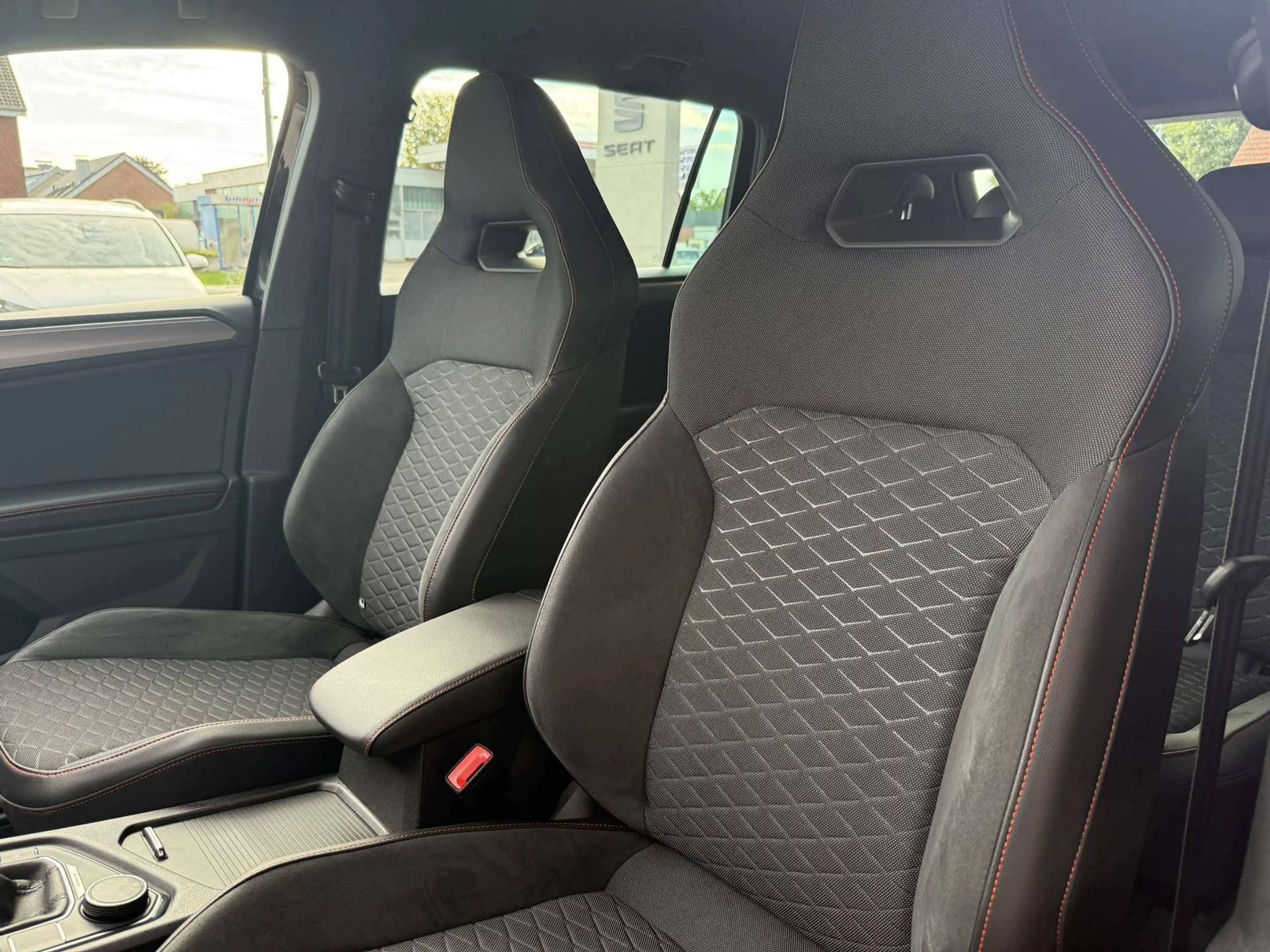 SEAT Tarraco 2.0 TDI DSG 4DRIVE FR - AHK - Rückfahrkamera — photo 10