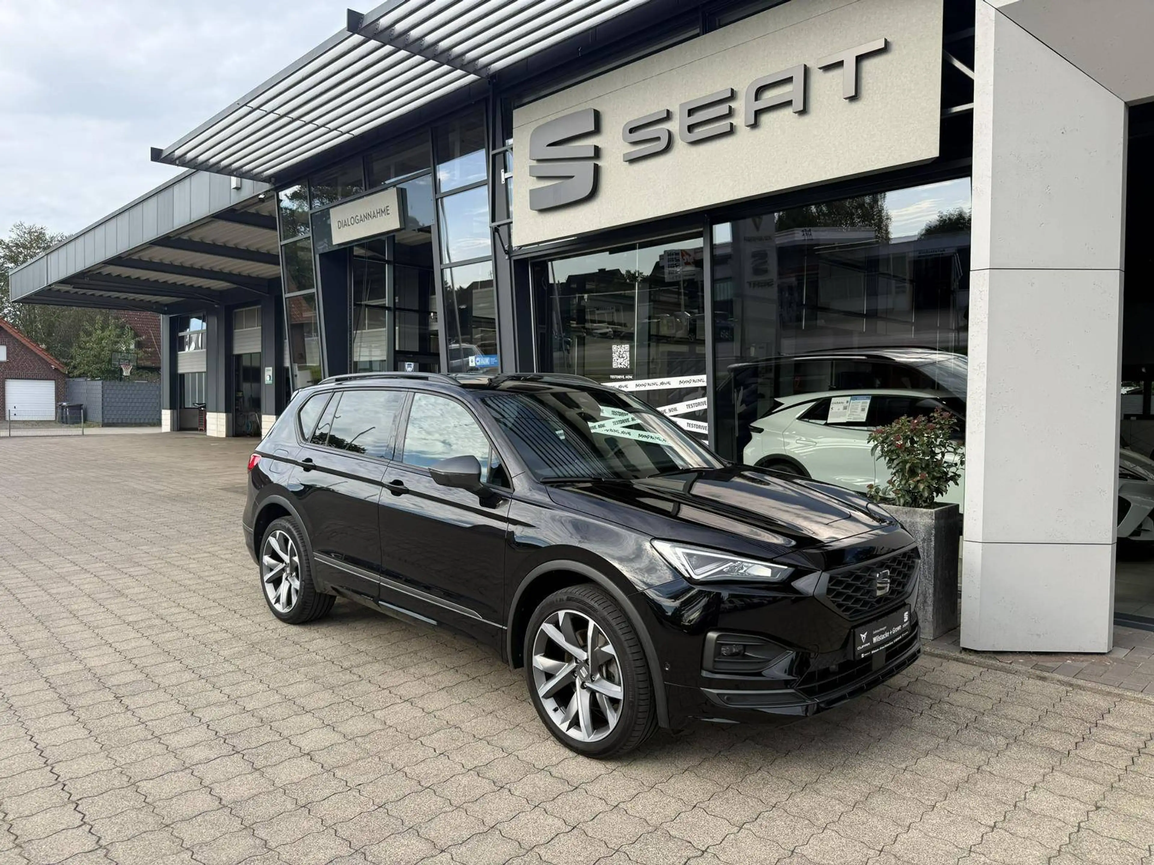 SEAT Tarraco 2.0 TDI DSG 4DRIVE FR - AHK - Rückfahrkamera