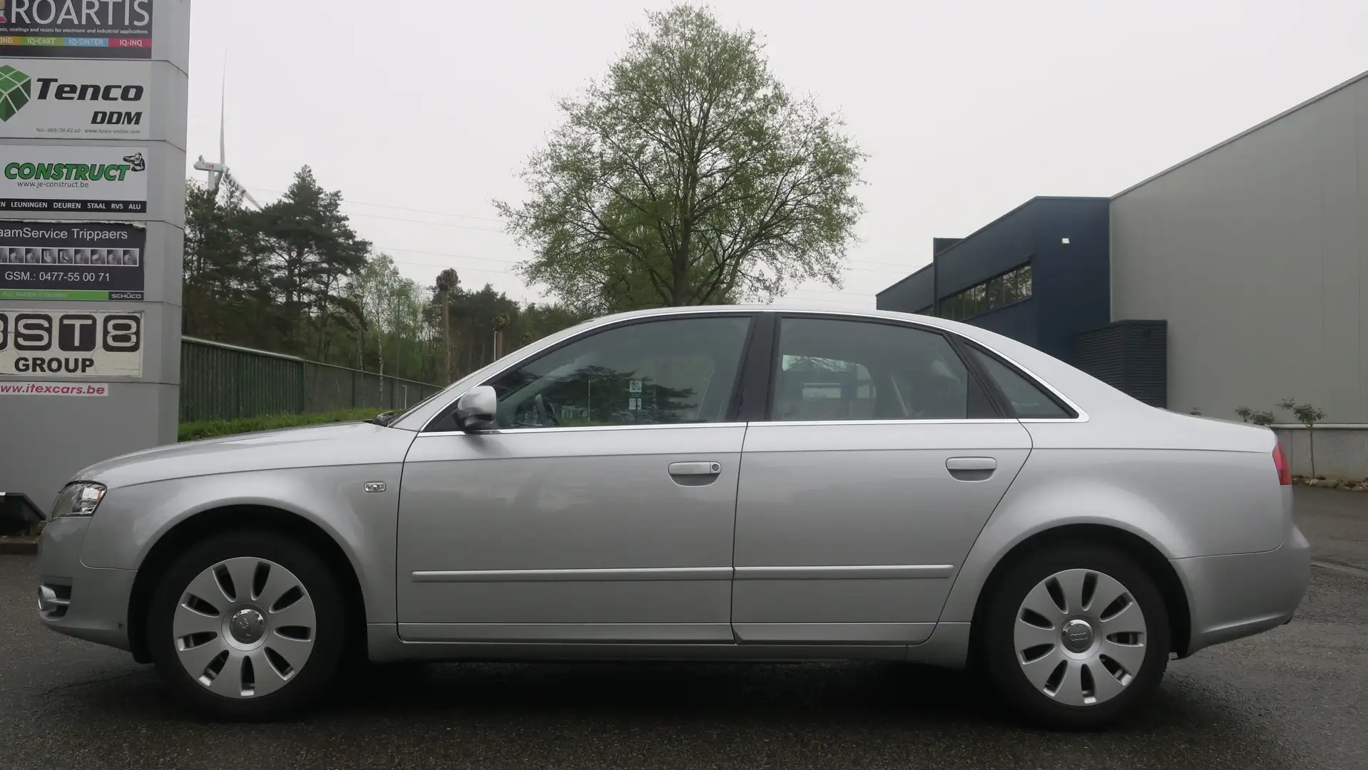 Audi A4 2.0i 20v Multitronic Zilver - 2