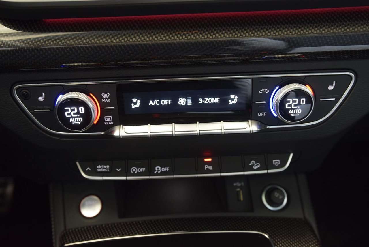 2024 Audi SQ5 Technik 3.0 TFSI quattro 6 cyl thumb 31