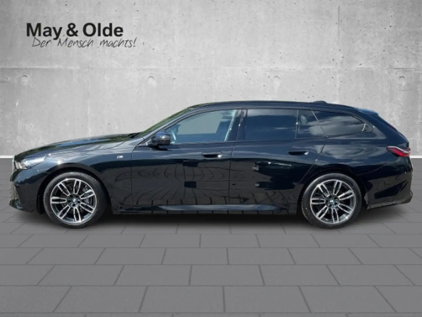 BMW 540 d xDrive Touring M Sport AHK Standh. B&W HUD Schwarz - 2