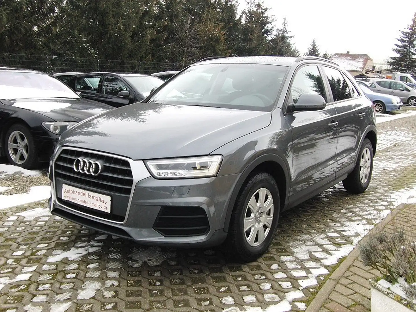 Audi Q3 1.4 TFSI Grau - 1