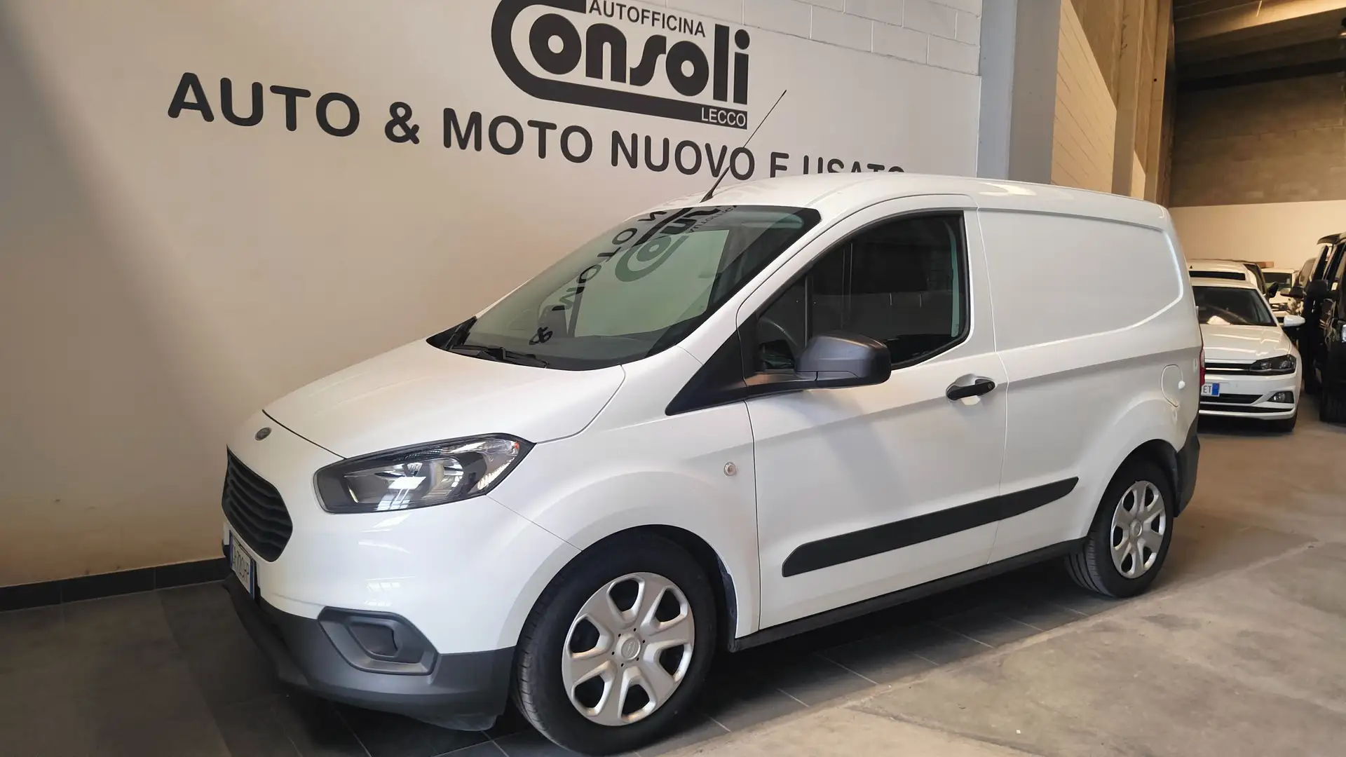Ford Transit Courier 1.5TDCI 75CV EURO6 12990+IVA= 15850€ Wit - 1