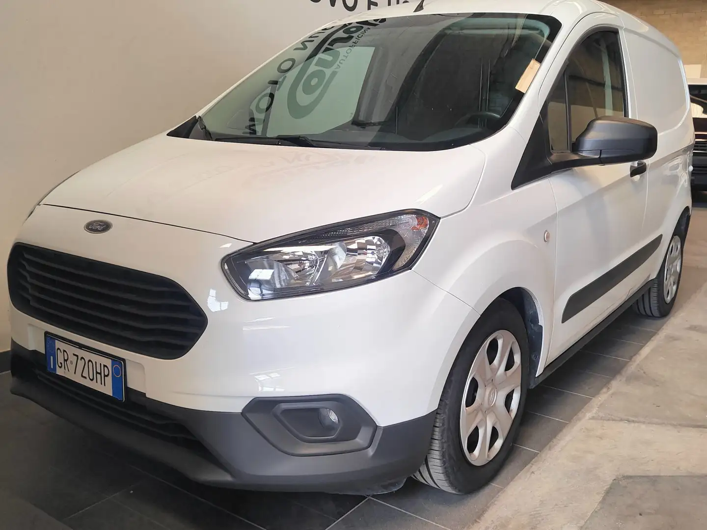 Ford Transit Courier 1.5TDCI 75CV EURO6 12990+IVA= 15850€ Wit - 2