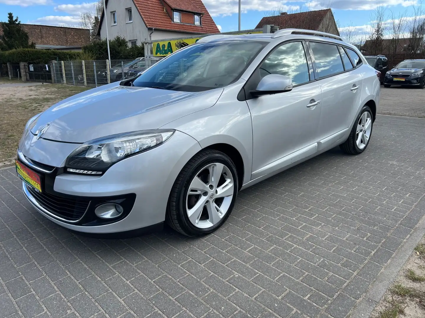 Renault Megane III Grandtour Dynamique Сірий - 1