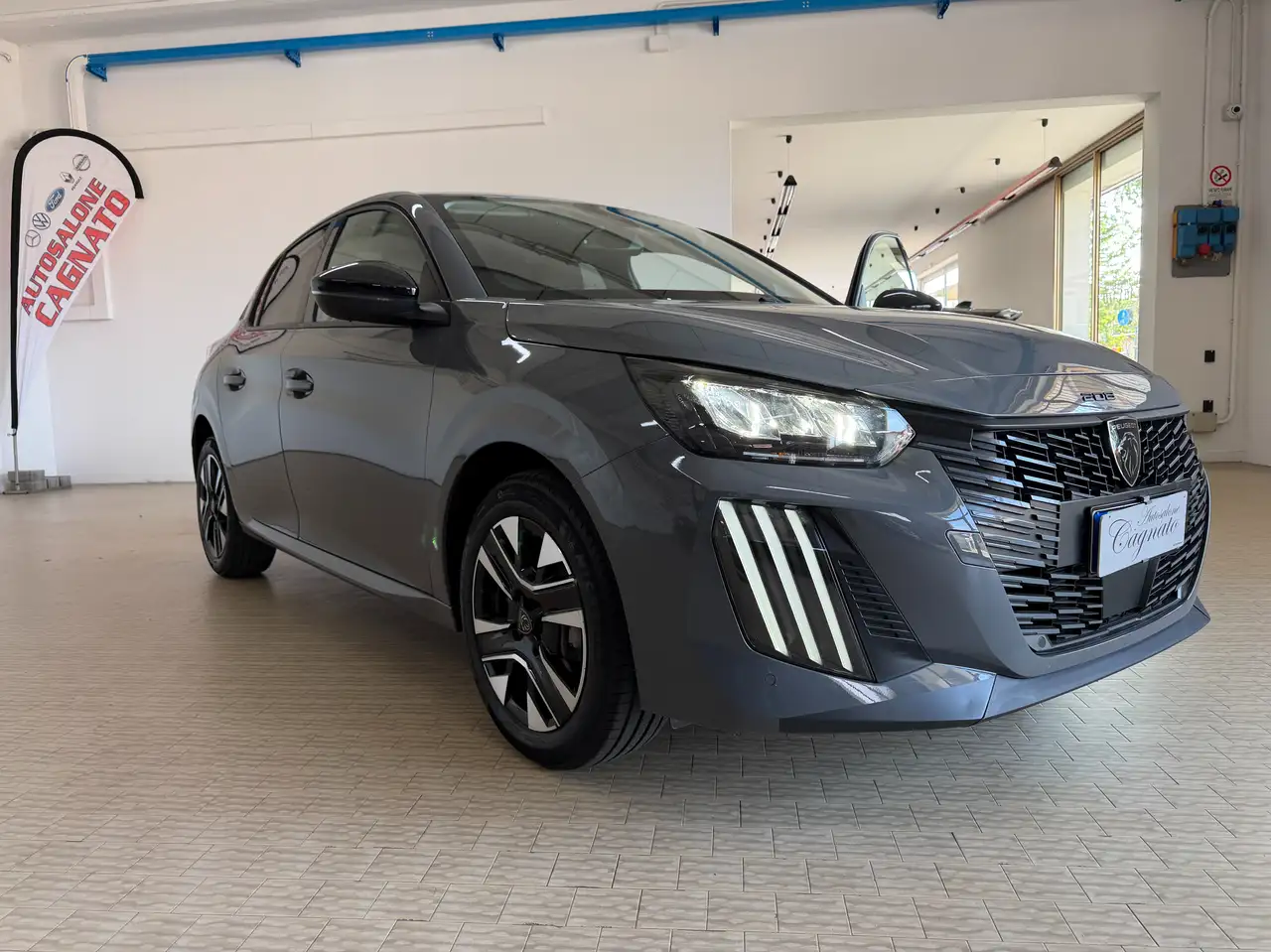 Peugeot 208 208 1.2 hybrid Allure 110cv e-dcs 6 Neopatentati Prezzo vero 27