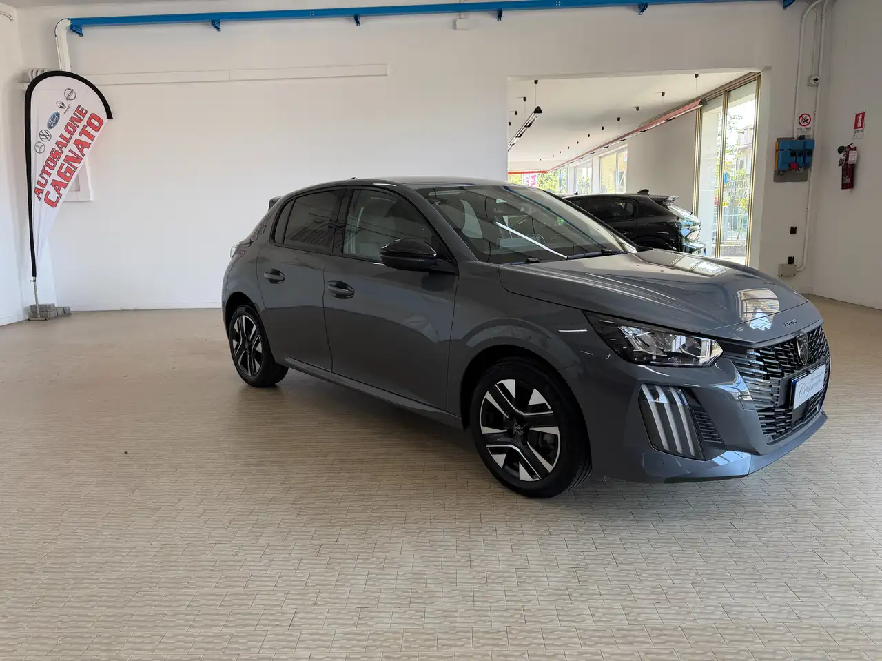 Peugeot 208 208 1.2 hybrid Allure 110cv e-dcs 6 Neopatentati Prezzo vero 9