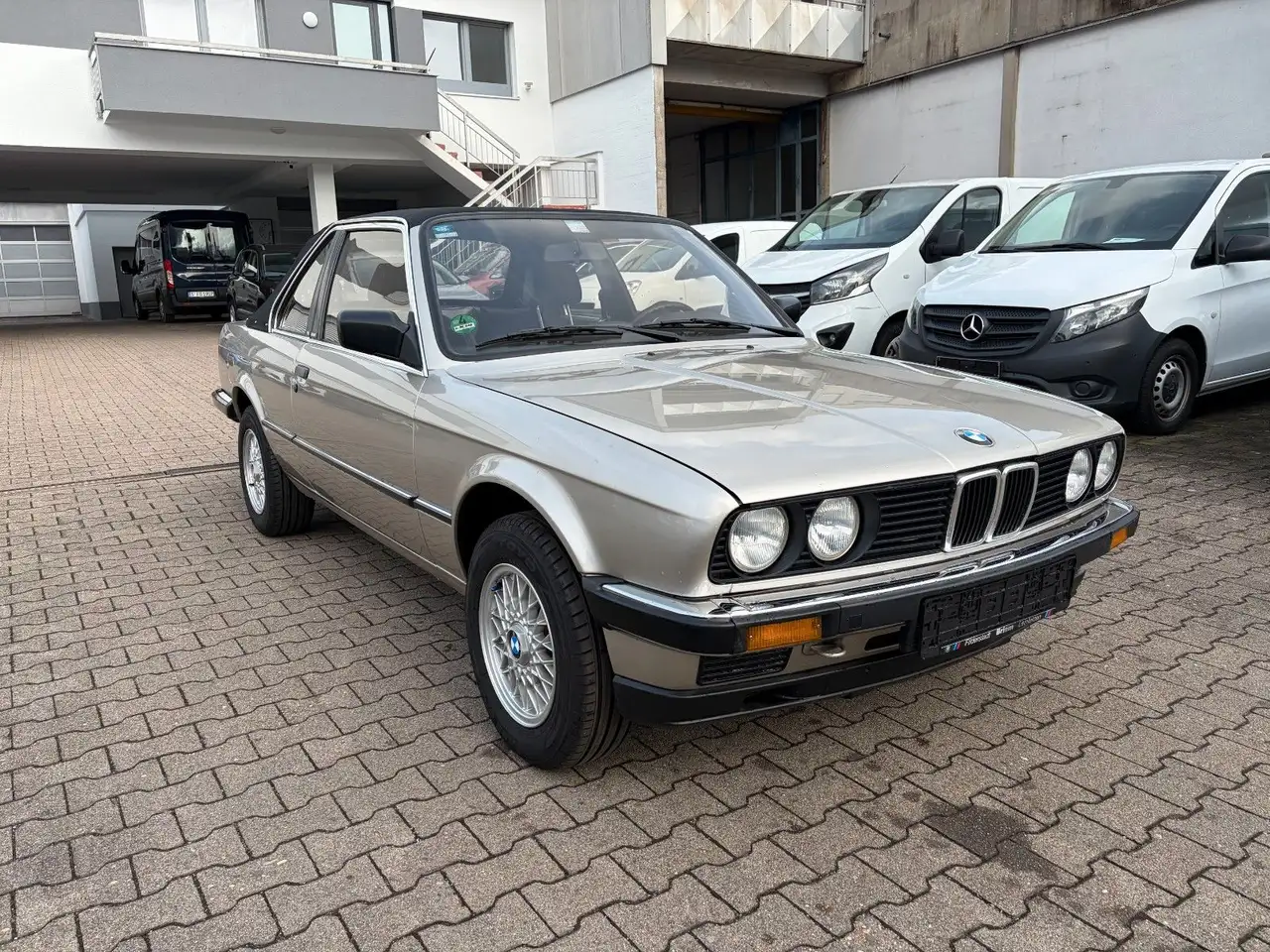 BMW 320 i Baur Cabriolet E30*HU/AU NEU*AUTOMATIK*, foto 3