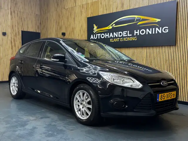 Ford Focus view 7